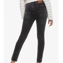 Roxy Women's Cool Memory Black Mid-Rise Skinny Jeans Outerwear And Clothing