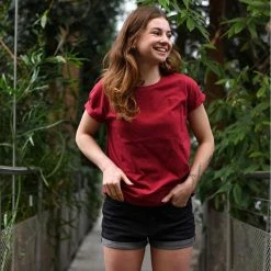 Lifestyle Tops Coal Women's Cedar Creek Tee