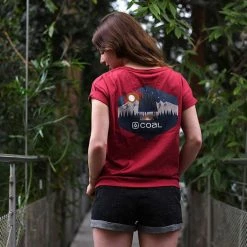 Lifestyle Tops Coal Women's Cedar Creek Tee