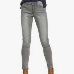 Outerwear And Clothing Roxy Women's Seatripper Jeans