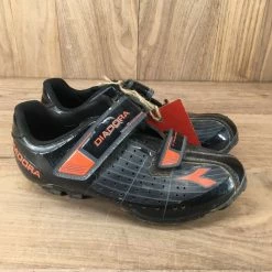 Diadora Jr Clipless Bike Shoes Stored