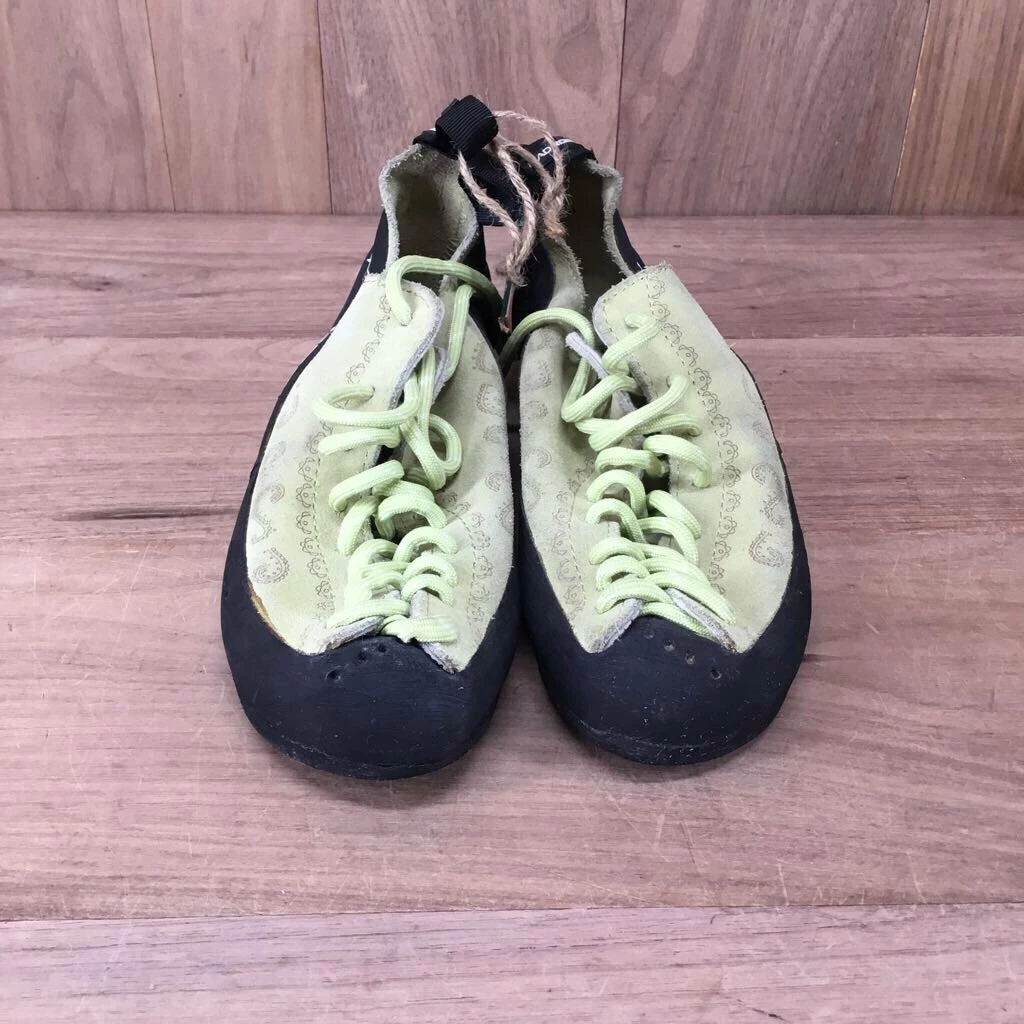 Mad Rock Climbing Shoes Hike, Run & Climb 6 Mad Rock Climbing Shoes Hike, Run & Climb