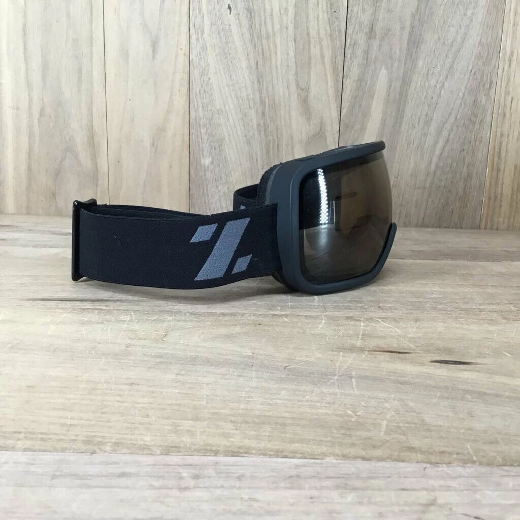 Accessories Zeal Optics Fargo Dark Knight Goggles 4 Accessories Zeal Optics Fargo Dark Knight Goggles