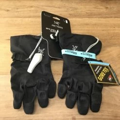 Lone Pine Gear Exchange Arc'Teryx Beta Shell Glove