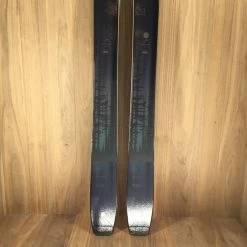 Ski 2022 Atomic Maverick 100 Ti
