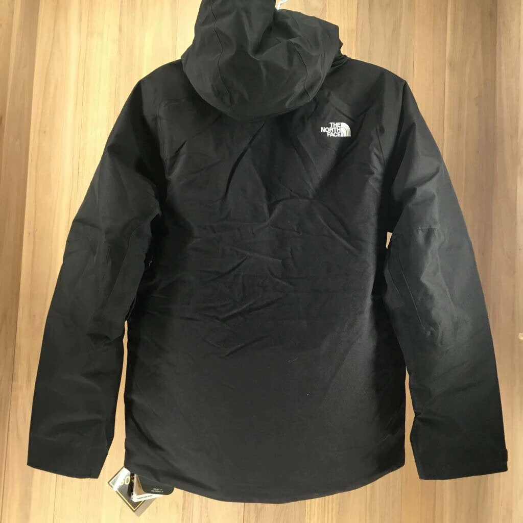 The North Face Lightly Insulated Jacket 4 The North Face Lightly Insulated Jacket