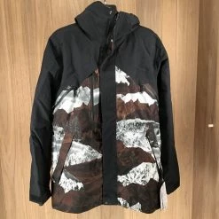 Outerwear And Clothing 241 M's Wanderer Snow Jacket
