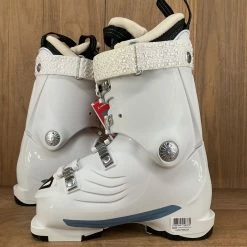 Atomic 2022 Hawx Prime W's 90 Ski Boot