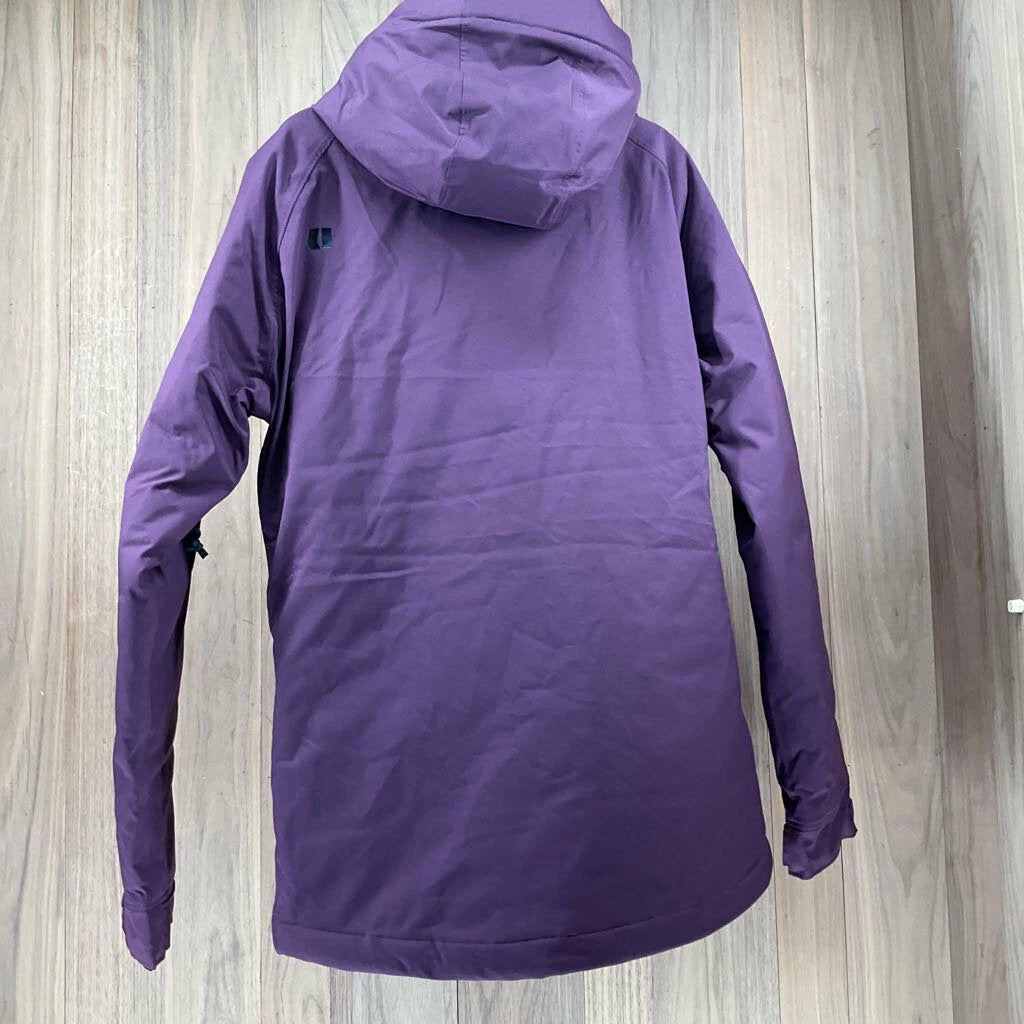 Outerwear And Clothing Armada W's Barrena Insulated Jacket 4 Outerwear And Clothing Armada W's Barrena Insulated Jacket