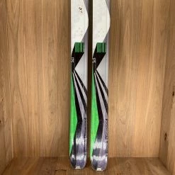 Black Diamond Justice Skis