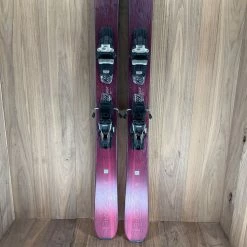 2022 Blizzard Black Pearl 97 W/ Marker Squire TCX Ski