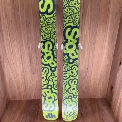 Ski 4FRNT Saga YLE W/ Salomon Tracker 16