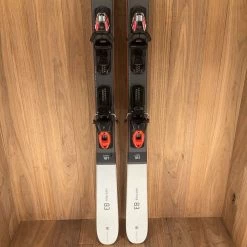 Atomic Vantage 83 Skis W/ Atomic 10 Din Bindings