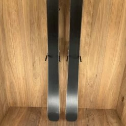 Atomic Vantage 83 Skis W/ Atomic 10 Din Bindings 9 Atomic Vantage 83 Skis W/ Atomic 10 Din Bindings