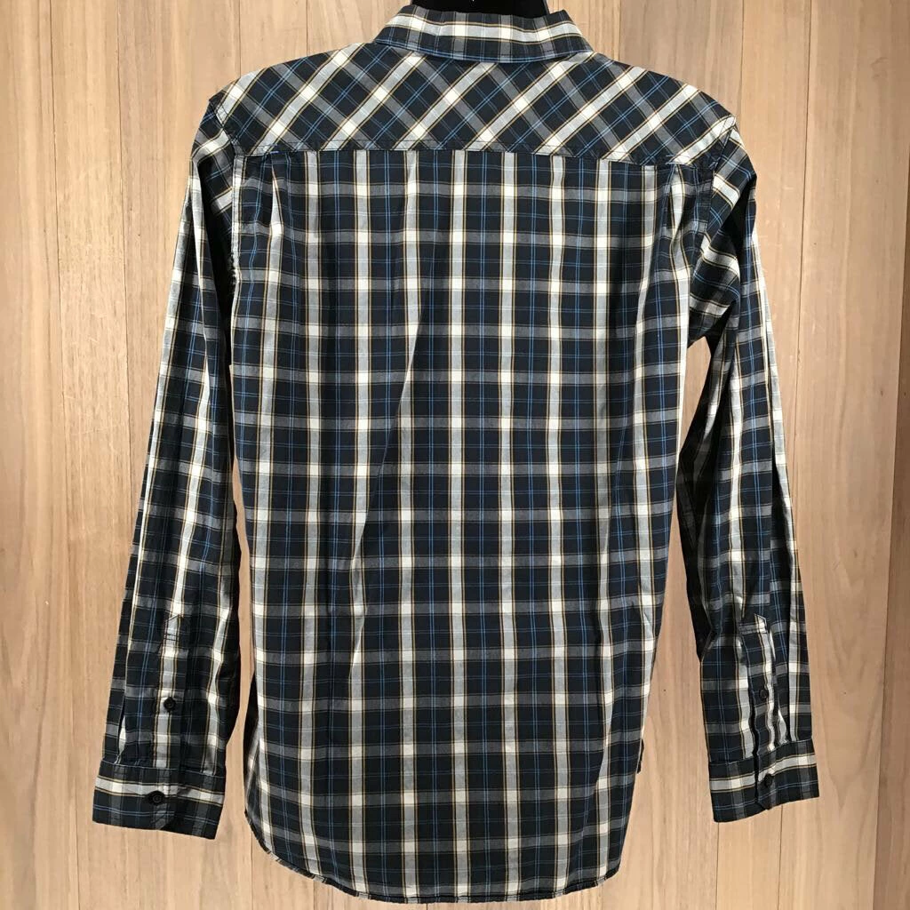 Lifestyle Tops Mountain Hardwear Men's Plaid Button Up 4 Lifestyle Tops Mountain Hardwear Men's Plaid Button Up