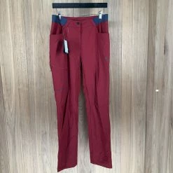 Salomon Women's Wayfarer Pant Outerwear And Clothing