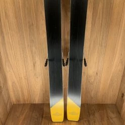 2022 Elan Ripstick 106 W/ Tyrolia Attack 14 Demo Bindings 25 2022 Elan Ripstick 106 W/ Tyrolia Attack 14 Demo Bindings