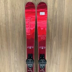 Ski 2022 Liberty Evolv 90 W W/ Tyrolia Attack 11 Demo Bindings
