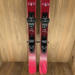 Ski 2022 Liberty Evolv 90 W W/ Tyrolia Attack 11 Demo Bindings