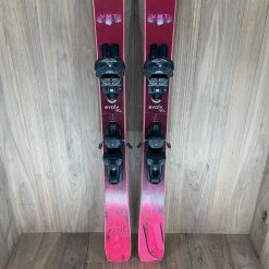 Ski 2022 Liberty Evolv 90 W W/ Tyrolia Attack 11 Demo Bindings
