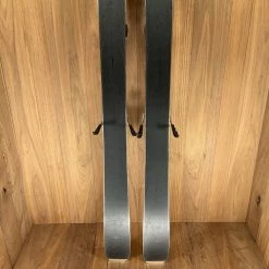 2022 Liberty Evolv 90 W/ Tyrolia Attack 14 Demo Bindings Ski