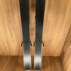 2022 Liberty Evolv 90 W W/ Tyrolia Attack 11 Demo Bindings