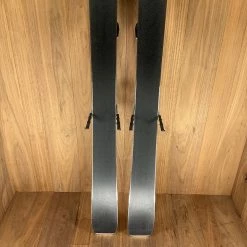 2022 Liberty Evolv 84 W W/ Tyrolia Attack 11 Demo Bindings Ski