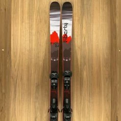 2022 Liberty Evolv 84 W/ Tyrolia Attack 14 Demo Bindings