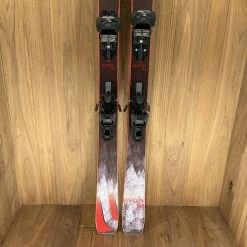 2022 Liberty Evolv 84 W/ Tyrolia Attack 14 Demo Bindings