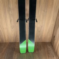 Ski 2022 Elan Ripstick 96 Black W/ Tyrolia Attack 14 Demo Bindings 14 Ski 2022 Elan Ripstick 96 Black W/ Tyrolia Attack 14 Demo Bindings