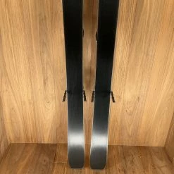 2022 Atomic Maven 86 W/ Tyrolia Attack 11 Demo Bindings Ski