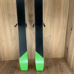 2022 Elan Ripstick 96 Black Edition W/ Tyrolia Attack 11 Bindings Ski 11 2022 Elan Ripstick 96 Black Edition W/ Tyrolia Attack 11 Bindings Ski