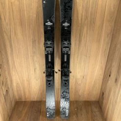 2022 Elan Ripstick 96 Black W/ Tyrolia Attack 14 Bindings 31 2022 Elan Ripstick 96 Black W/ Tyrolia Attack 14 Bindings