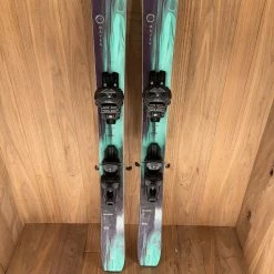 2022 Atomic W Maven 93 C W/ Tyrolia Attack 11 Demo Bindings Ski