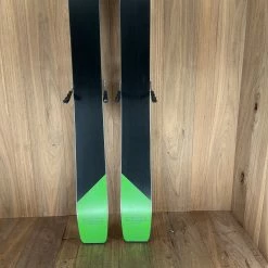 2022 Elan Ripstick 106 Black Edition W/ Tyrolia Attack 13 Bindings 9 2022 Elan Ripstick 106 Black Edition W/ Tyrolia Attack 13 Bindings
