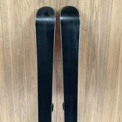 2022 Elan Ripstick 86 TW Jr W/ Tyrolia Attack 11 Demo Bindings