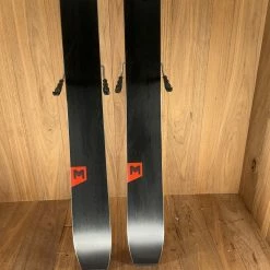 Ski 2022 Atomic Maverick 100Ti W/ Tyrolia Attack 14 Demo Bindings