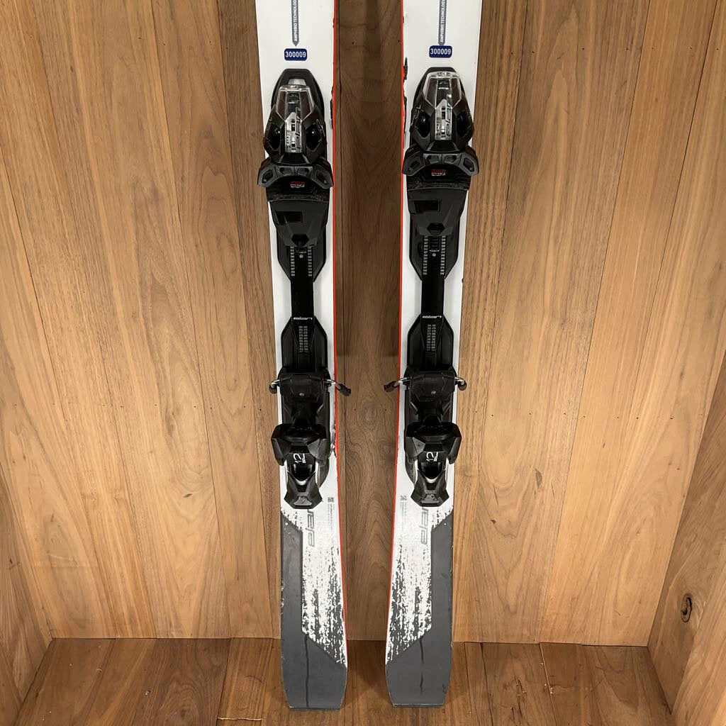 2022 Elan Porsche Design W/ Elan EMX12 Demo Bindings 4 2022 Elan Porsche Design W/ Elan EMX12 Demo Bindings