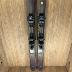 2022 Atomic Maverick 88 Ti W/ Tyrolia Attack 11 Demo Bindings Ski