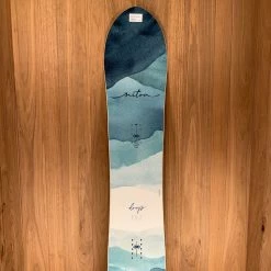 2022 Nitro Women's Drop Snowboard