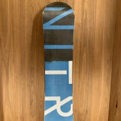 2022 Nitro Team Gullwing Snowboard
