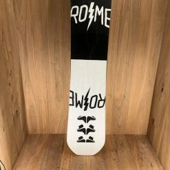 2022 Rome Party Mod Snowboard
