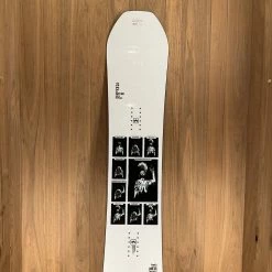 2022 Rome Party Mod Snowboard