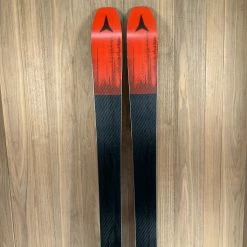 2022 Atomic Maverick 95 Ti W/ Tyrolia Attack 14 Demo Bindings Ski