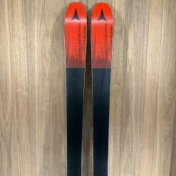 2022 Atomic Maverick 88 Ti W/ Tyrolia Attack 14 Demo Bindings