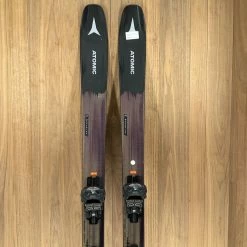 2022 Atomic Maverick 88 Ti W/ Tyrolia Attack 14 Demo Bindings