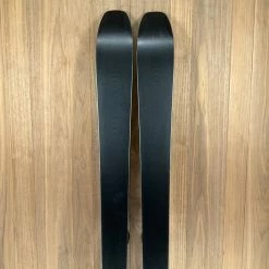 2022 Atomic Maven 86 C W/ Tyrolia Attack 14 Demo Binding