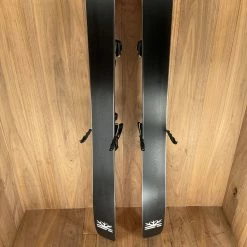 2022 DPS Pagoda 100 RP W/ Tyrolia Attack 14 Demo Bindings Ski