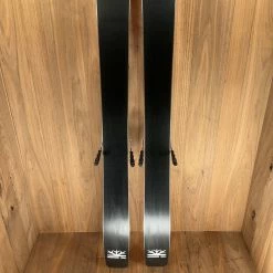 2022 DPS Pagoda 100 RP W/ Tyrolia Attack 14 Demo Bindings Ski