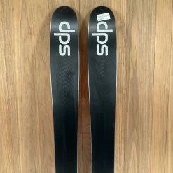 2022 DPS Pagoda 100 RP W/ Tyrolia Attack 14 Demo Bindings Ski
